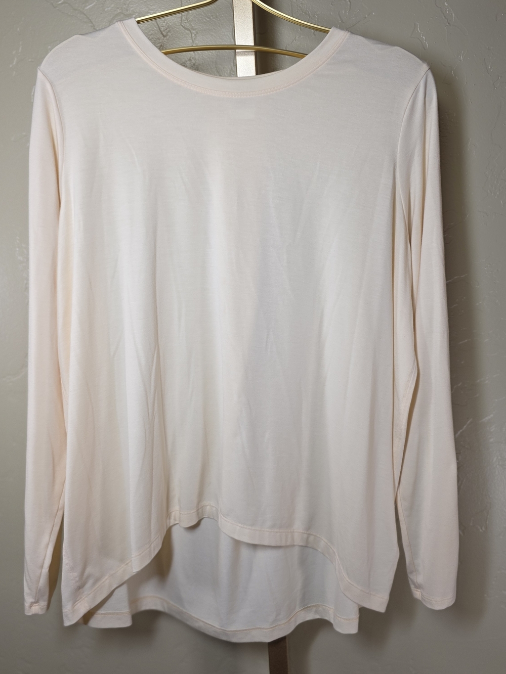 Athleta Long-Sleeve Crew Neck Top in Light Cream Oversized Workout Shirt